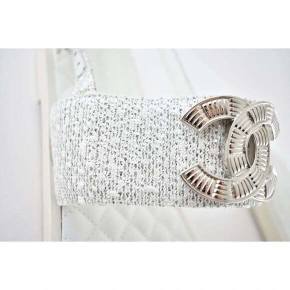 Chanel 19C White Silver Fantasy Fabric CC Logo Ankle Strap Toe Sandal Flat 40.5c - Picture 8 of 12